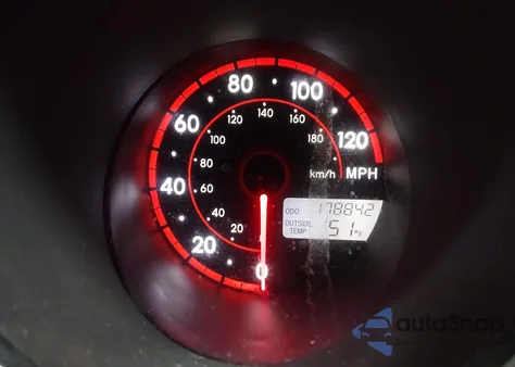 2006 Pontiac Vibe z USA, uszkodzony, nr VIN 5Y2SM65806Z417525